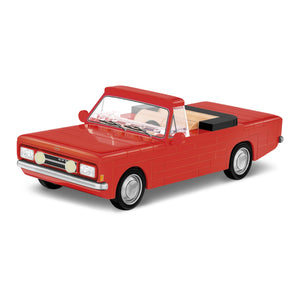 Frontansicht des gebauten Opel Rekord C 1700 L Cabriolet Klemmbausteinmodells in Rot. Das Set von COBI trägt die Nummer 24599. Das Set hat bedruckte Teile und silberne Felgen.